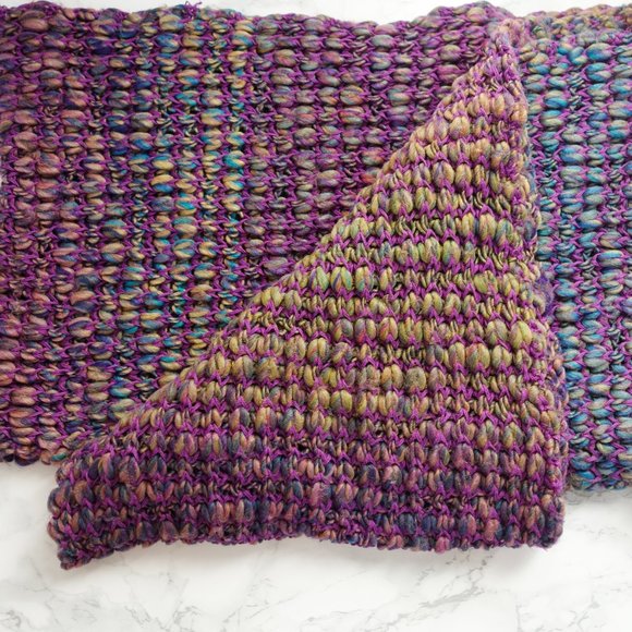 ✨2 for 10$✨ Simons Multicolored Infinity Scarf - Picture 3 of 4
